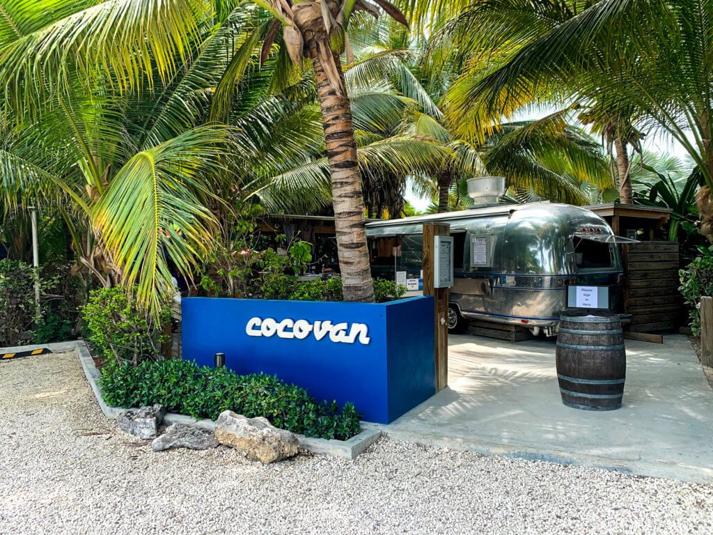 where to eat lunch at cocovan airstream lounge turks and caicos